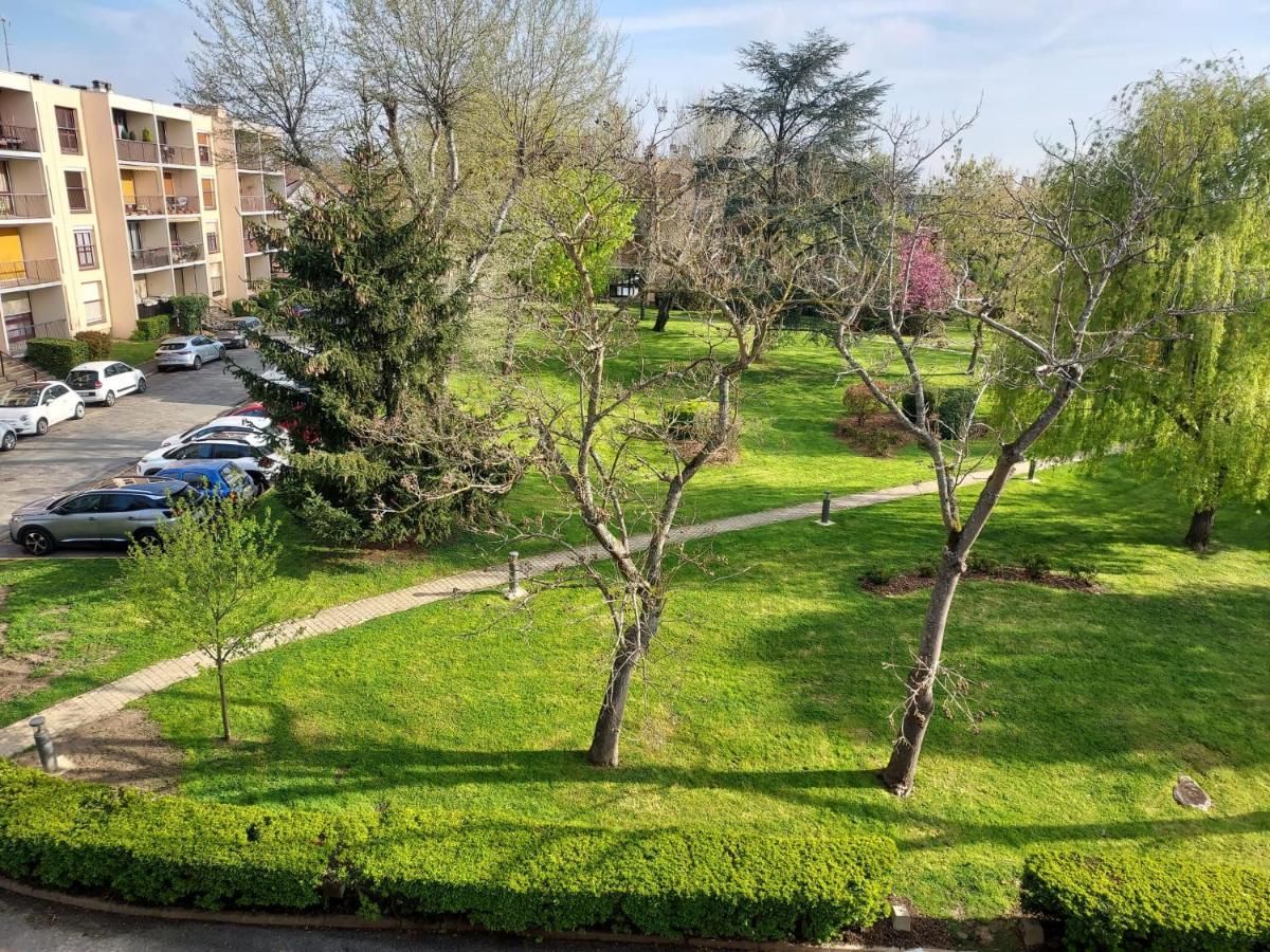 Les Jardins D'Atilly Villecresnes Екстериор снимка